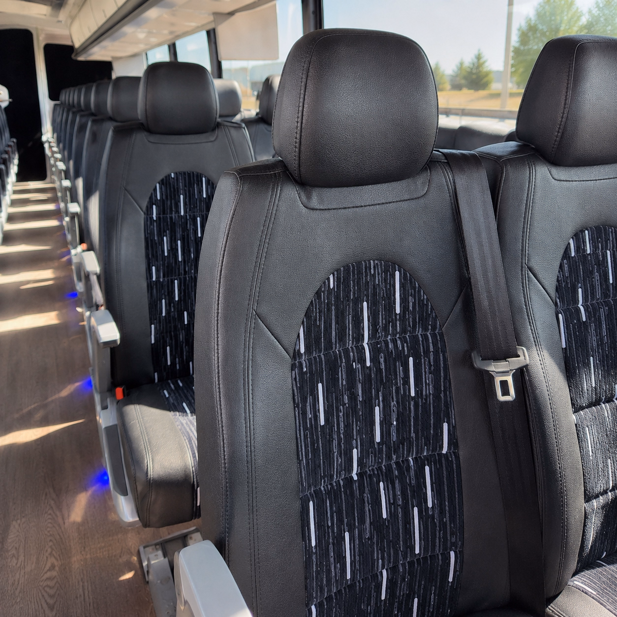 eug airport shuttles for out of town wedding guests