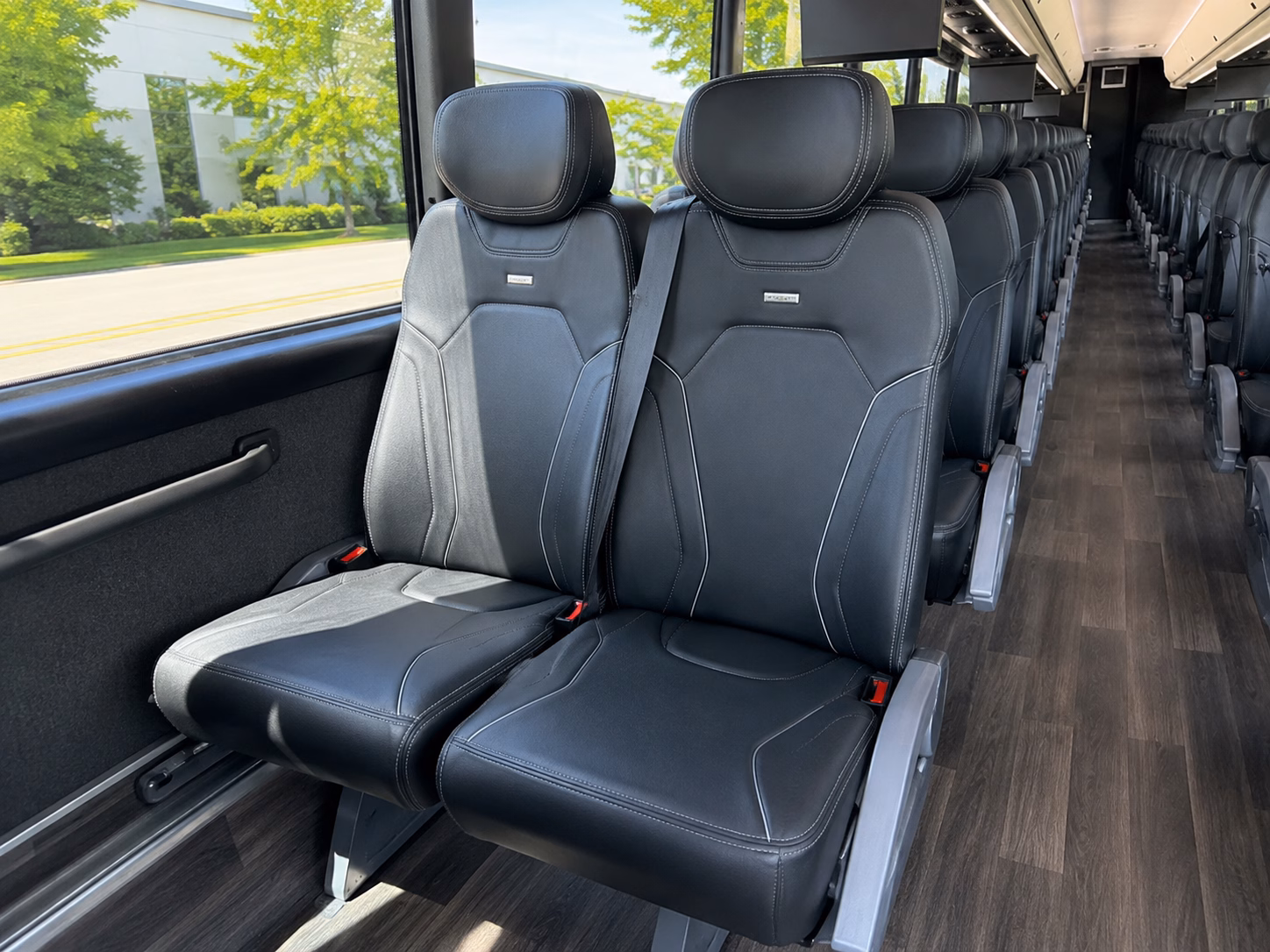 eugene bus rentals for oregon road trips and california travel