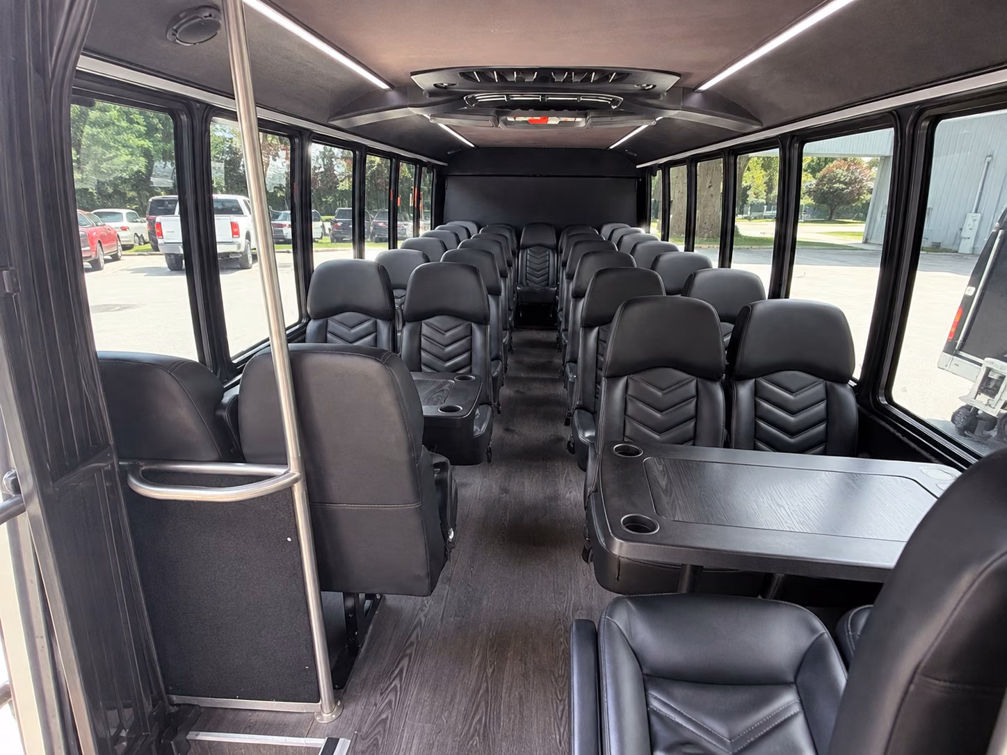 eugene government meeting and conference shuttles