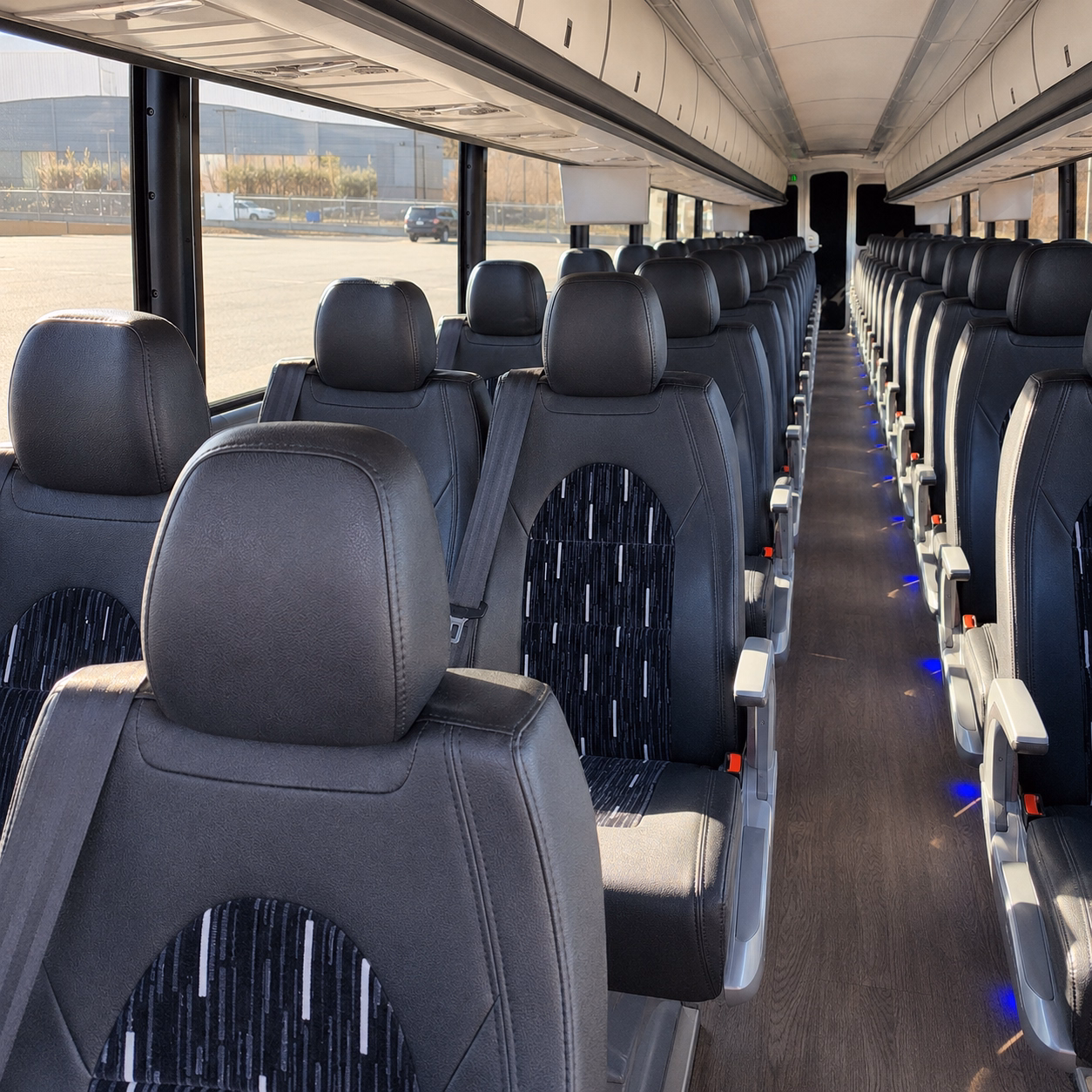 guest shuttles to territorial vineyards and wine company and wedding venues around eugene